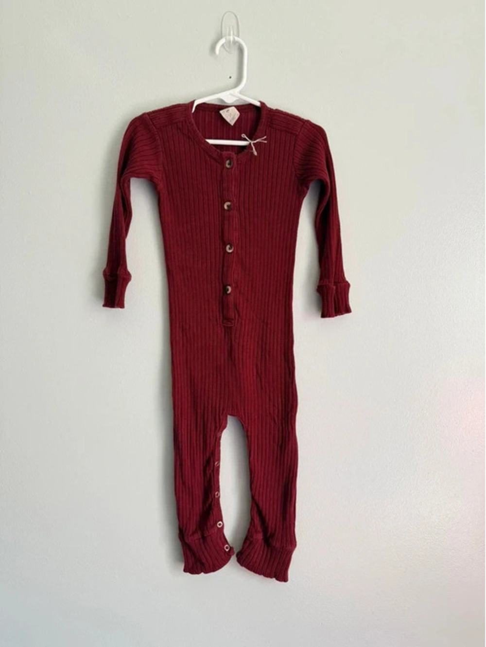 Kate Quinn Ribbed Button Romper Burgundy 2T